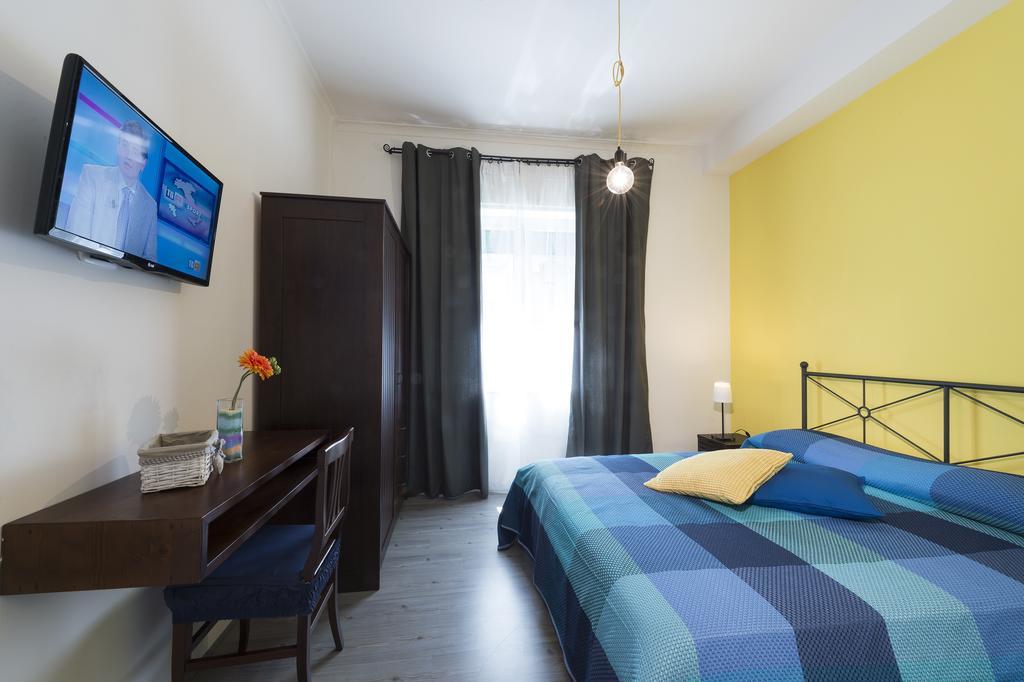 B&B Sleep & Zupp Naples Room photo