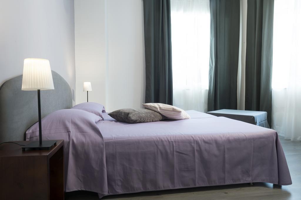 B&B Sleep & Zupp Naples Room photo